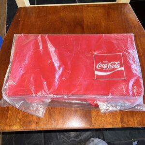 Coca Cola Red Tote Bag Zippered‎ Bag With Handles Vintage New Old Stock B4